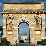 Διαμέρισμα T2 Centre Historique Ecusson